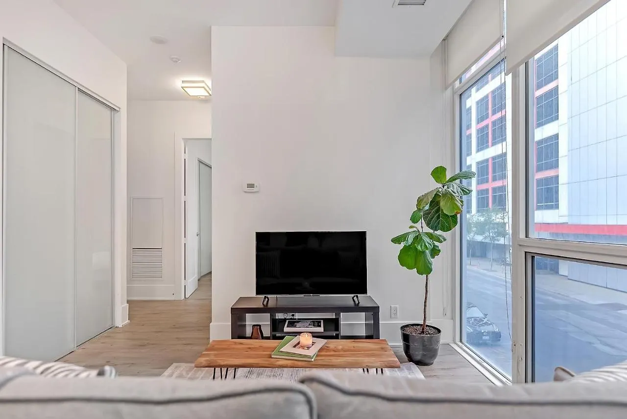 2Br 2Bth Apt-Rogers Center-Cn Tower-Free Parking Apartment Toronto 0*,
