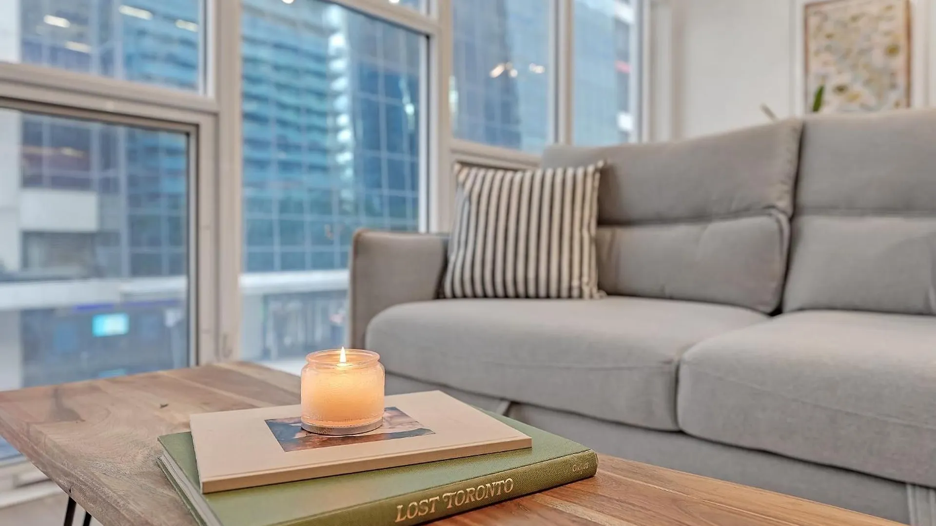 2Br 2Bth Apt-Rogers Center-Cn Tower-Free Parking Apartment Toronto Canada