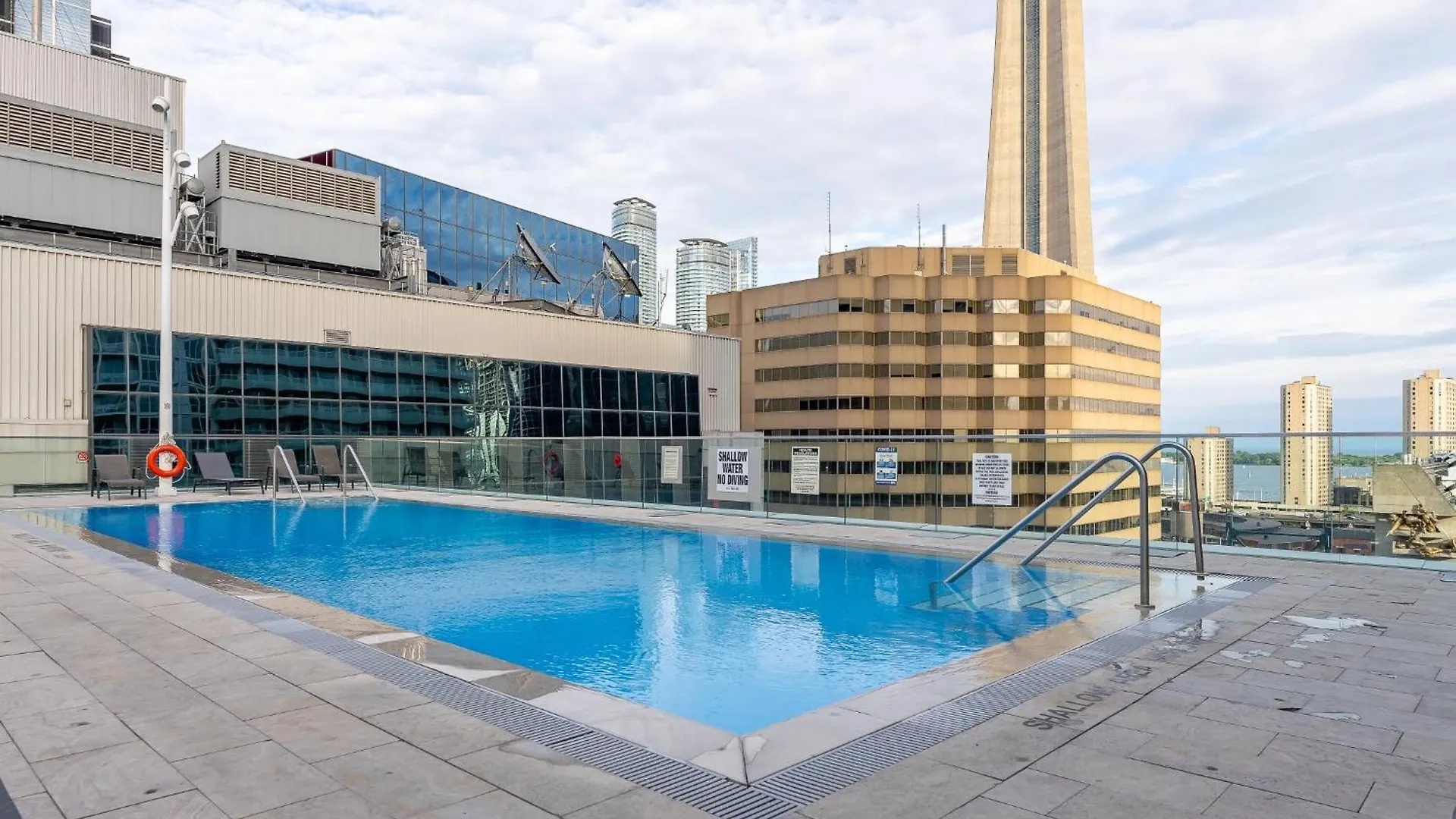 2Br 2Bth Apt-Rogers Center-Cn Tower-Free Parking Apartment Toronto